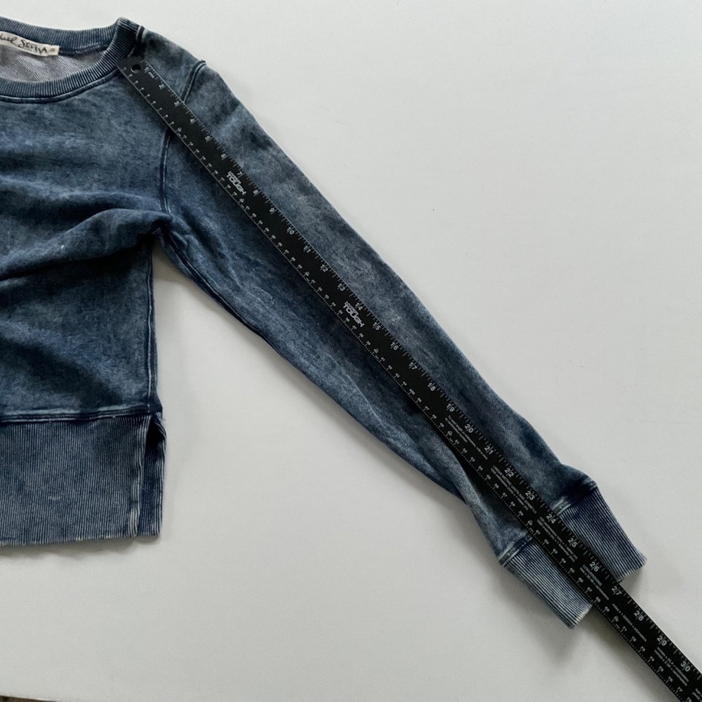 Michael Stars Women’s Sydney Sweatshirt OS Blue Acid Wash Slits Grunge Slouchy - Picture 6 of 12